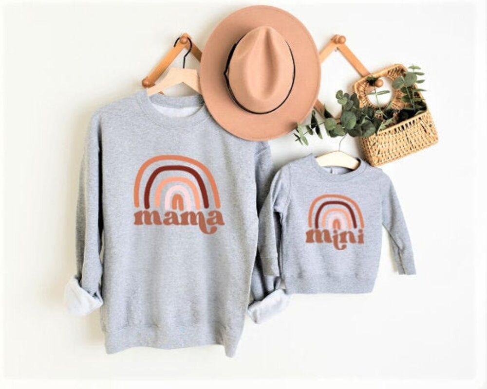 Mama & Mini Sweatshirts – Rainbow - Image 5