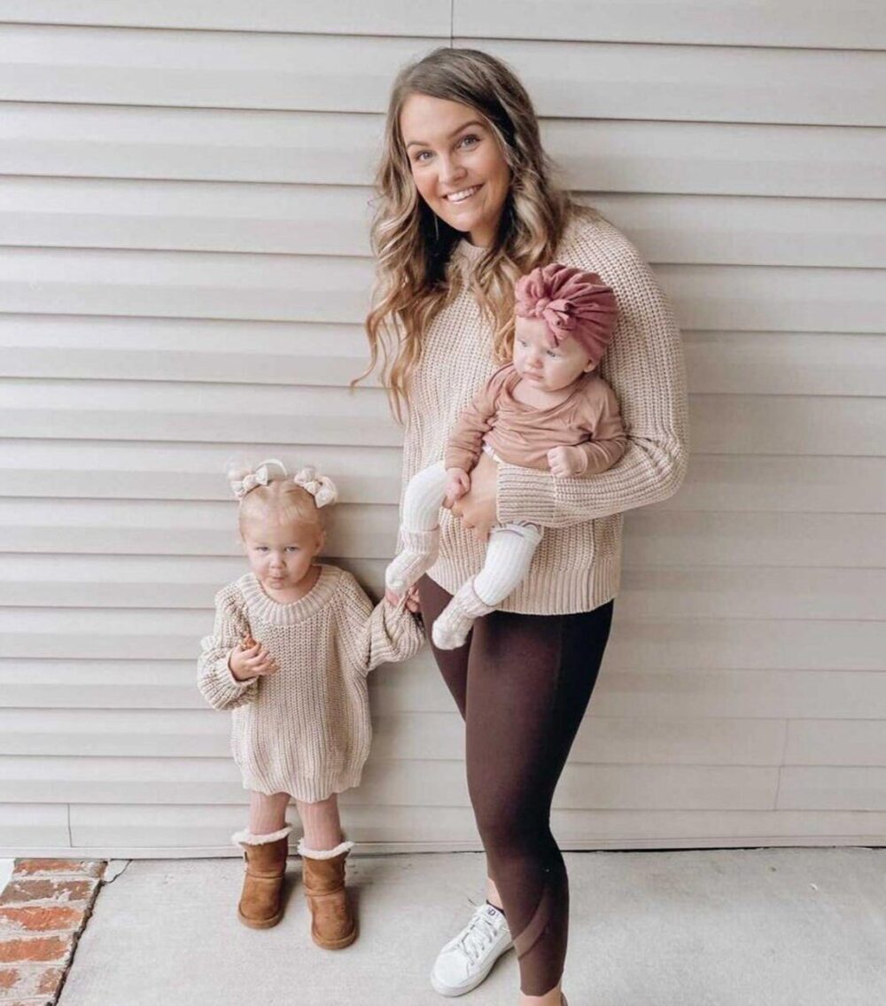 Mom & Me Sweater – Sand